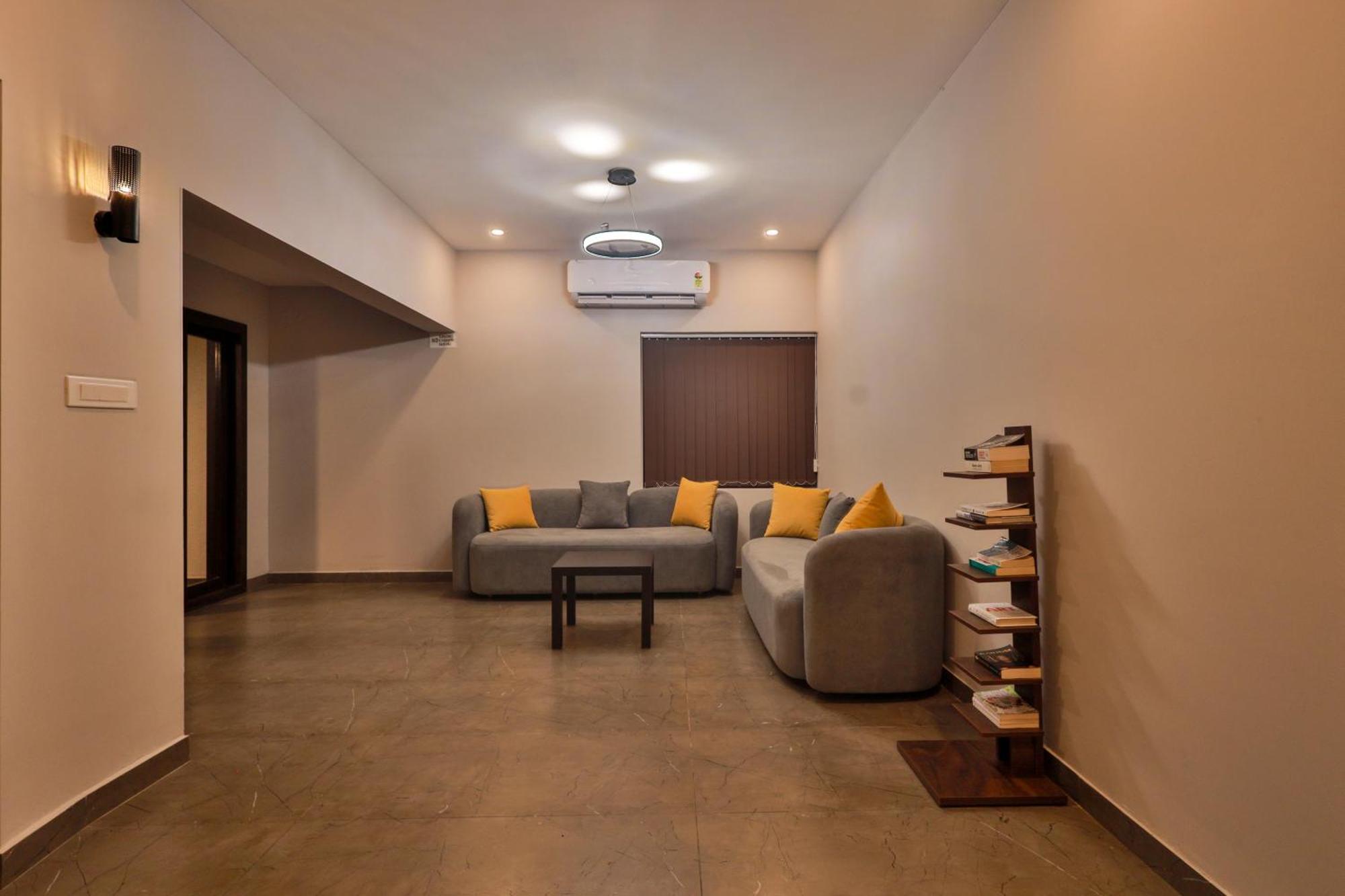 Serene Aqua Hills Kozhikode Hotell Mennanyam Eksteriør bilde